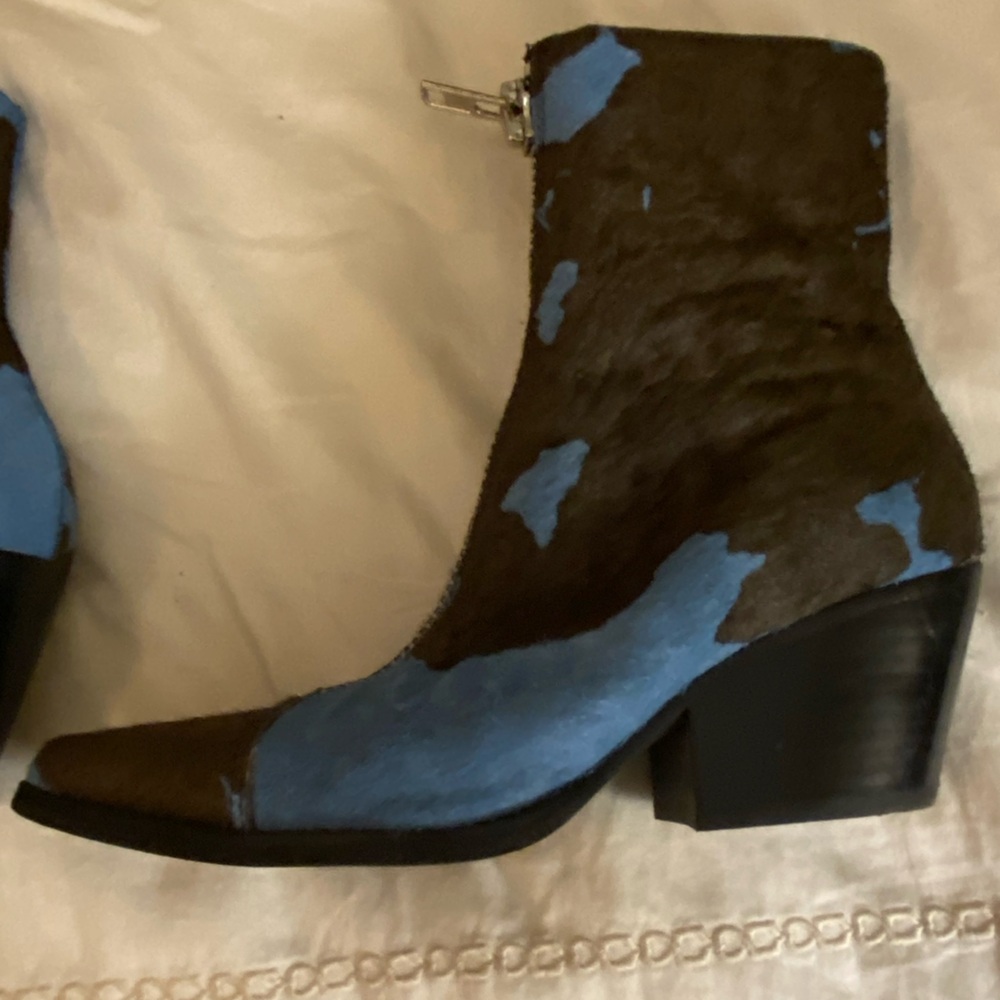 Jeffrey Campbell Pony Hair Boots - 6.5 - Picture 12 of 13